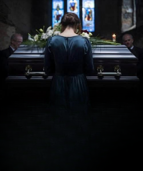 When a Loved One Passes Away, These Five Everyday Items May Hold Deep Emotional Meaning—Why Experts Say You Should Think Carefully Before Throwing Them Away