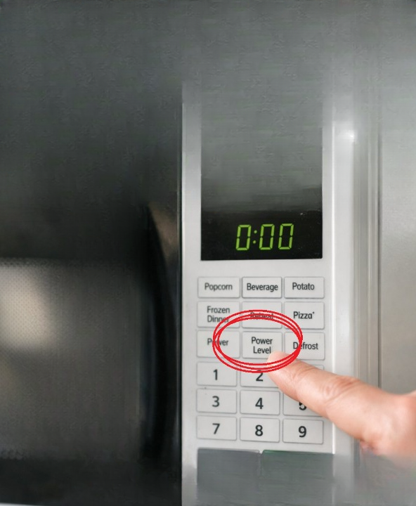 The Overlooked Microwave Button That Can Transform the Way You Cook