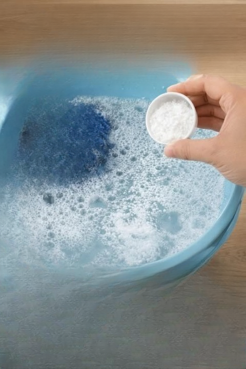 I Tried the Viral Floor Cleaning “Hack” Everyone Talks About — Here’s What Actually Works