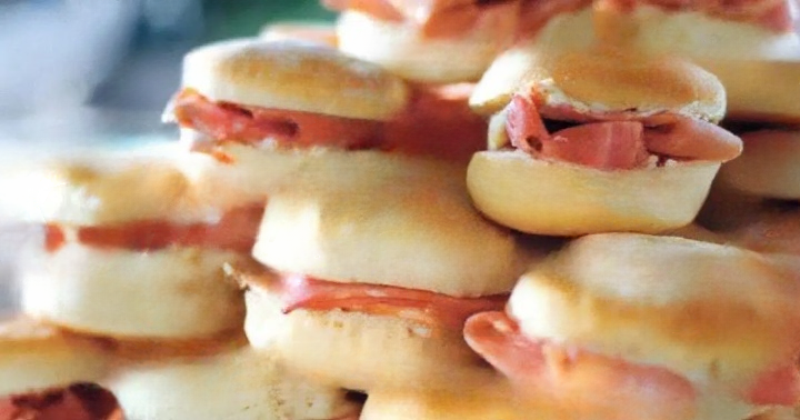 The Story Behind “Funeral Sandwiches”: A Comfort Food Tradition Loved at Gatherings
