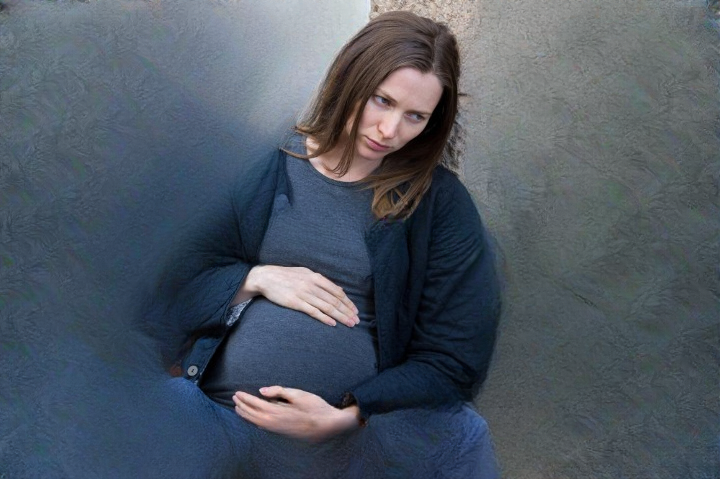 When I Felt Invisible During Pregnancy — And How One Moment of Recognition Changed My Perspective