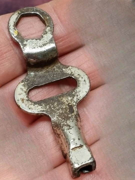 The Small Roller Skate Key That Opened the Door to Big Childhood Memories