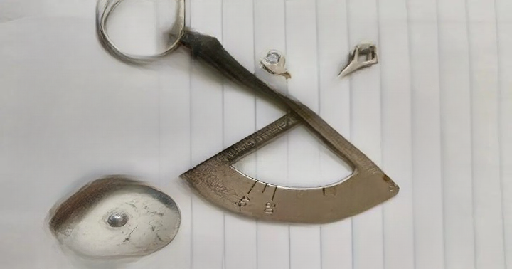 The Forgotten Desk Tool That Once Made Mailing Easier: Exploring the History of the Postal Scale