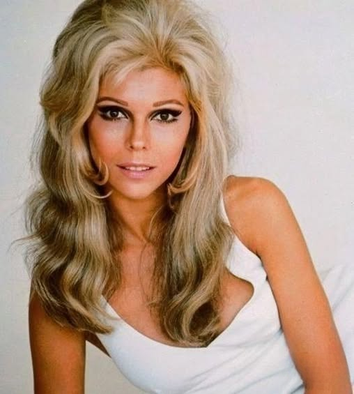 Nancy Sinatra’s Remarkable Journey: Overcoming Early Challenges, Redefining Herself, and Cementing a Lasting Legacy in Music and Culture