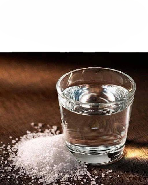 A Simple Home Practice with Water, Vinegar, and Salt: Origins, Meaning, and Modern Interpretations