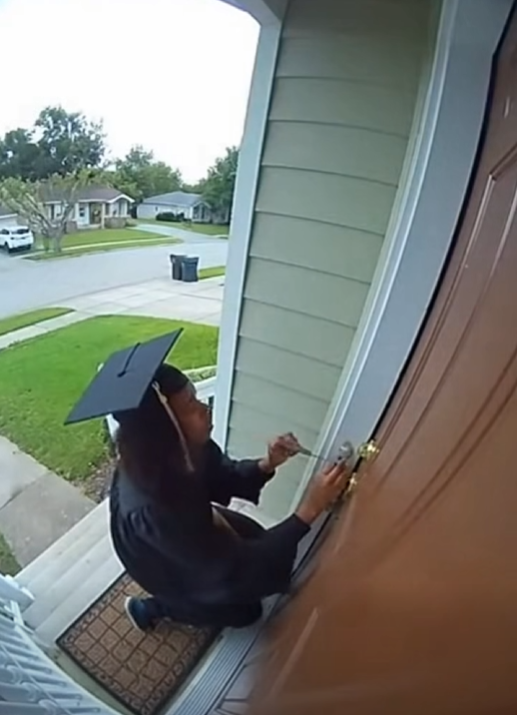 No One Showed Up to My Graduation—And That Was Only the Beginning of Taking My Life Back