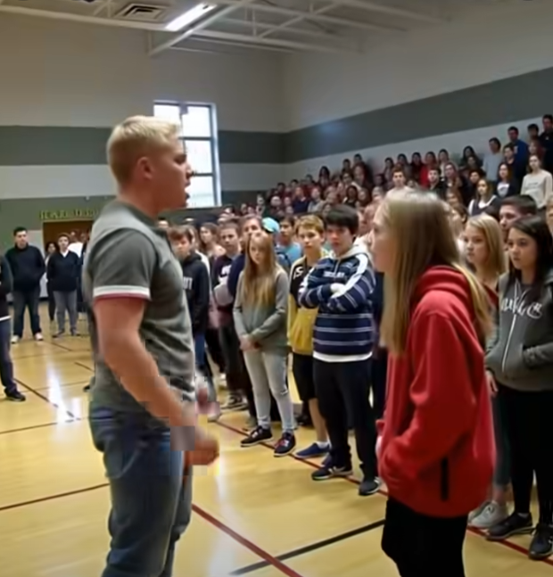 The School Bully Humiliated Her in Front of Everyone—Without Knowing Who She Really Was