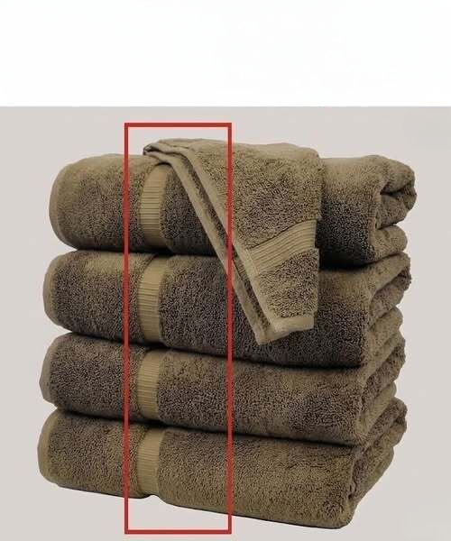 The Hidden Purpose of the Lines on Towels — Why This Small Detail Matters More Than You Think