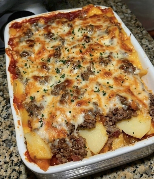 The Simple Layered Ground Beef Casserole Families Cannot Stop Making