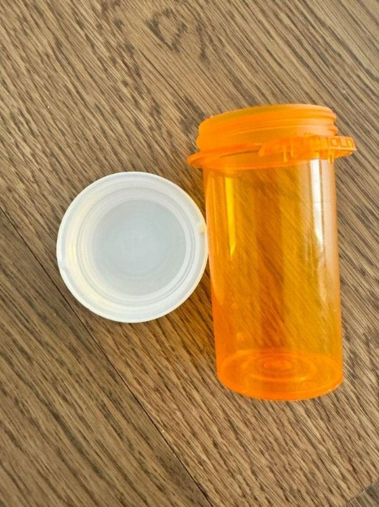 Don’t Throw Away Your Old Pill Organizer — 12 Surprisingly Useful Ways to Reuse It Around the House