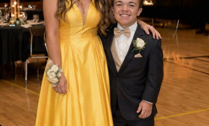 Prom Night Took an Unexpected Turn When One Student’s Quiet Kindness Changed the Entire Room