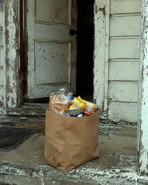 My Four Children and I Were Struggling to Get By — Then Someone Started Leaving Supplies Outside Our Door Every Night