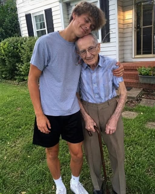 The Flashing Lights Across the Street Seemed Like a Joke — Until a Retired Marine Realized a Teen Was Asking for Help