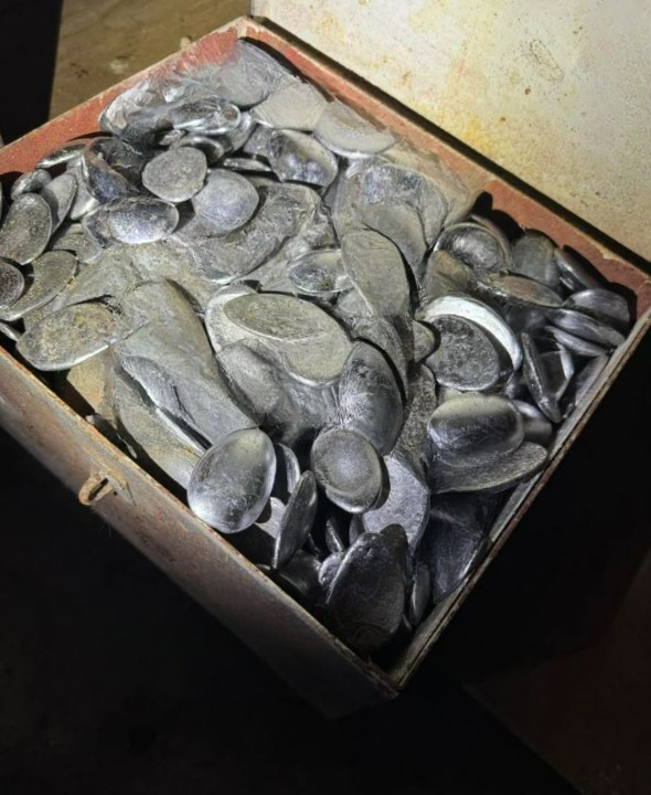 A Glimpse Into the Past: The Story Behind the Cast Iron Spoon Mold