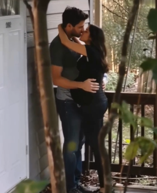 I Returned Home After Four Years Away Expecting a Joyful Reunion — But What I Found Changed Everything I Believed About Love