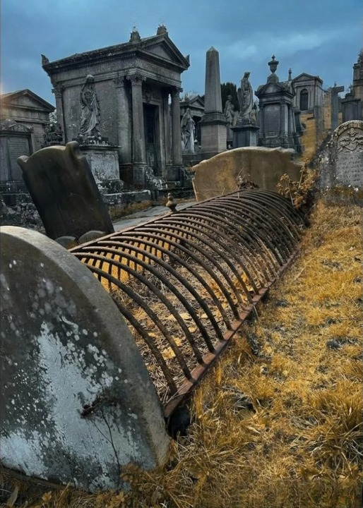 The Forgotten Iron Cages on Historic Graves: Why Some Cemeteries Once Used Mortsafes to Protect Burial Sites