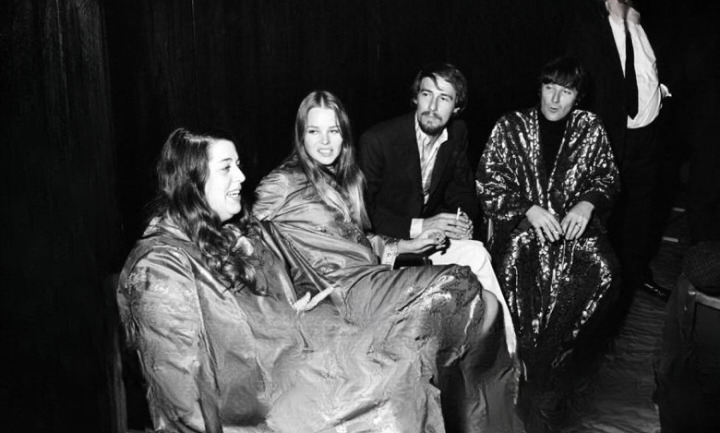 Chasing the California Dream: How “California Dreamin’” Became One of the Most Timeless Songs of the 1960s