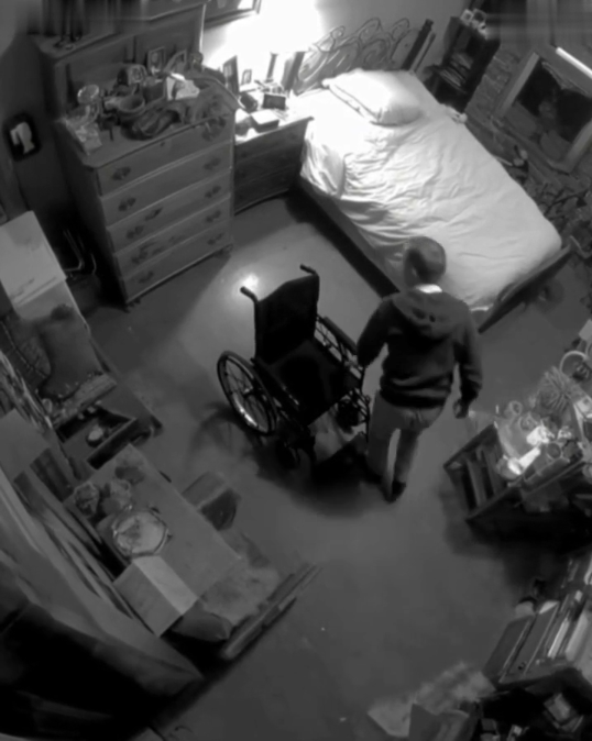 I Checked Our Home Security Cameras During a Slow Workday — What I Saw My Husband Doing Left Me Racing Home