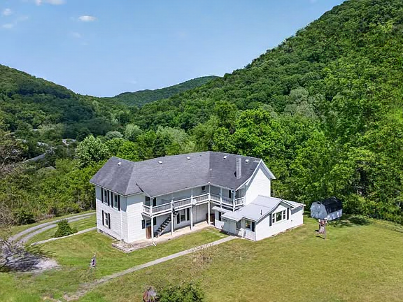 115-Acre Historic Countryside Estate Offers a Rare Opportunity for Land Buyers and Preservation Enthusiasts